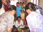 Urban women from Pakanajol and Sorhakhutte are taking part in the Second Vermi Compost Training Organized by Rotary Club of Dillibazar on Saturday 29th of April 2006. 30 urban women benefitted from the training. Dr. Ananda Shova Tuladhar trained the women.